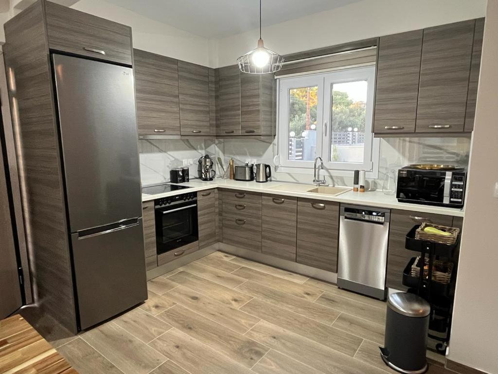 ניקיטי Blue Fish Luxury Villa מראה חיצוני תמונה