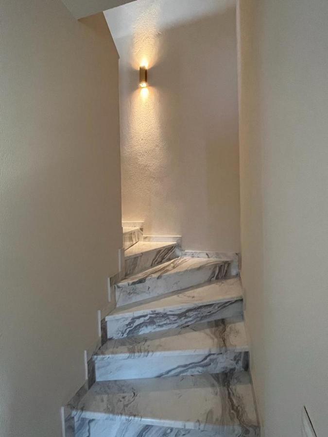 ניקיטי Blue Fish Luxury Villa מראה חיצוני תמונה